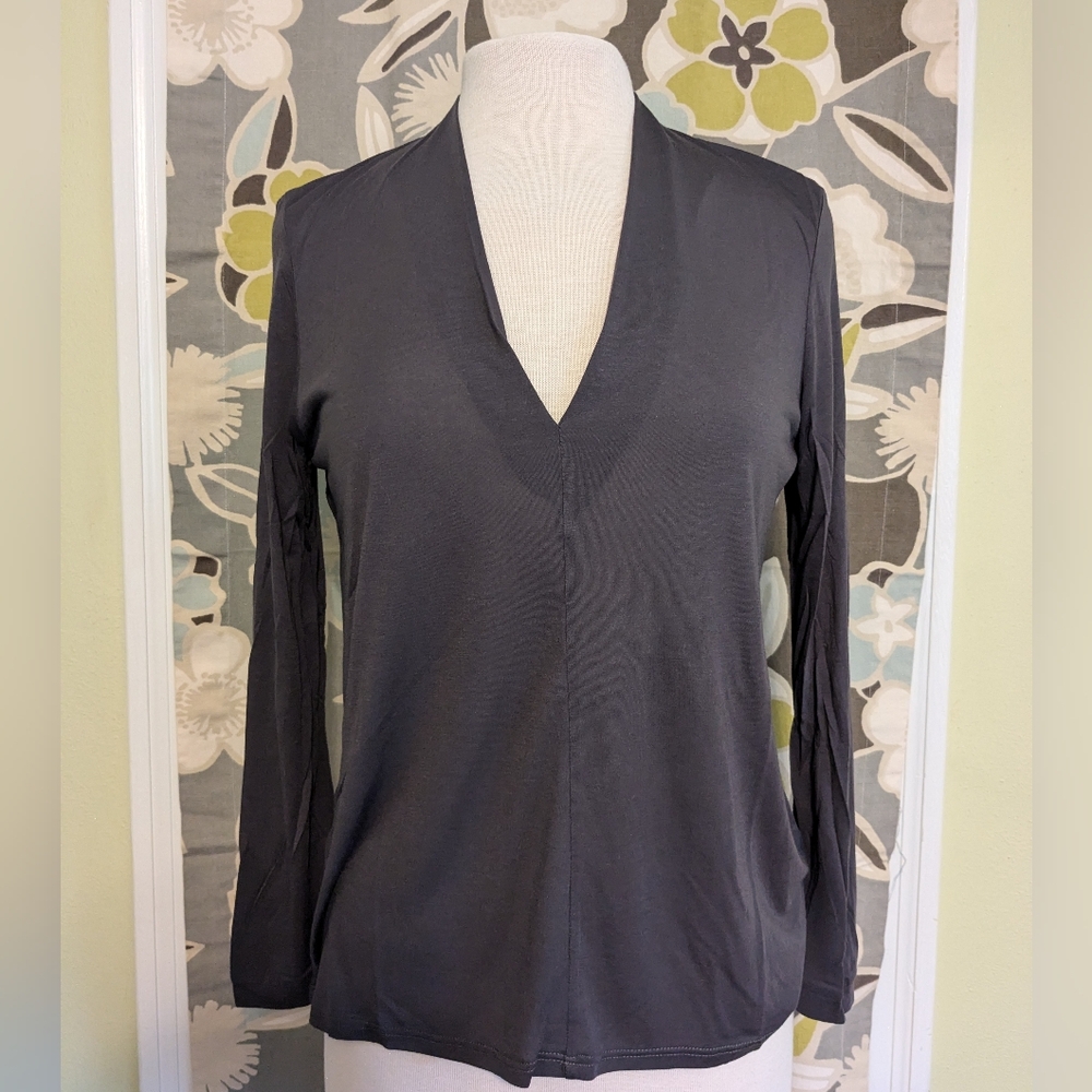 Lanston Sport Revolve V-Neck Lightweight Slate Top Size S
